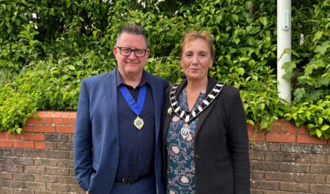 Councillors Spike Mayhew (Left) and Karen Bedwell (Right) will continue their roles as Deputy Mayor and Town Mayor, respectively.